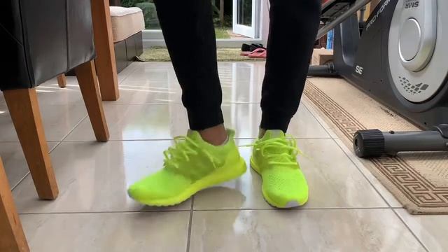 ULTRABOOST 1.0 DNA SHOES - SOLAR YELLOW - QUICK ON FEET смотреть онлайн