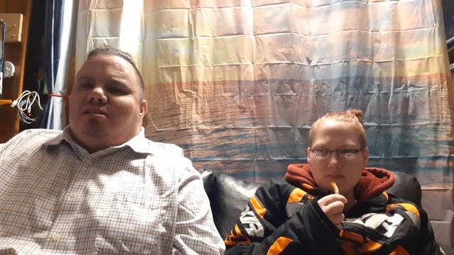 Today me and Tara react to Peach 🍑 Twizzlers смотреть онлайн