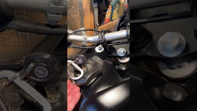 Yamaha Tenere 700 3D PRINTED TANK LOCK HINGE смотреть онлайн