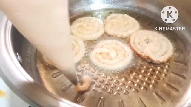 Jalebi/ ДЖАЛЕБИ ВСЕГО 3 ИНГРЕДИЕНТА И ИНДИЙСКИЕ СЛАДОСТИ К ЧАЮ ГОТОВЫ! смотреть онлайн