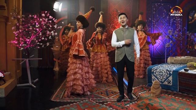 Аваз Акимов | Суусамырлык кыз смотреть онлайн