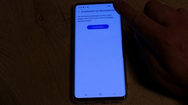 Samsung Galay S10 Netzwerkeinstellungen in Android zurücksetzen - Gelöst смотреть онлайн