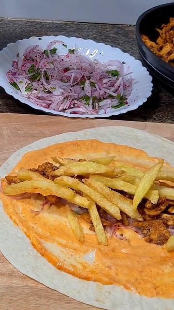 Shawarma Wrap Folding #shorts #shawarma #folding #ramadanspecial #chaska смотреть онлайн