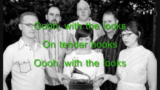 Camera Obscura - French Navy with lyrics смотреть онлайн