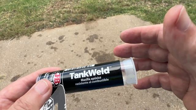 J-B Weld 8217 TankWeld Gas Tank Repair - 1 oz.,Dark Grey смотреть онлайн