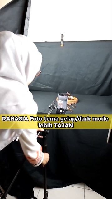 cara foto produk kue kering untuk jualan di toko online cuma pakai hp | tema / alas foto gelap смотреть онлайн