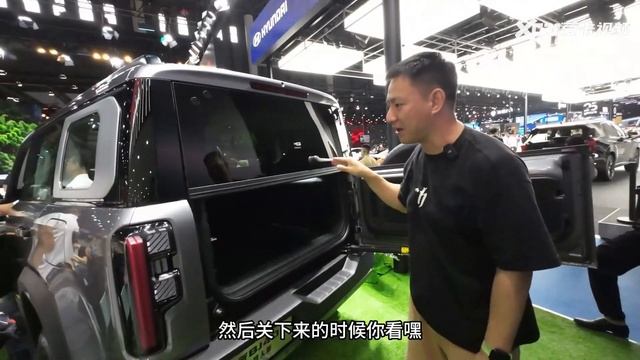 这还是你们认识的硬派越野车吗？全新北京BJ40 смотреть онлайн