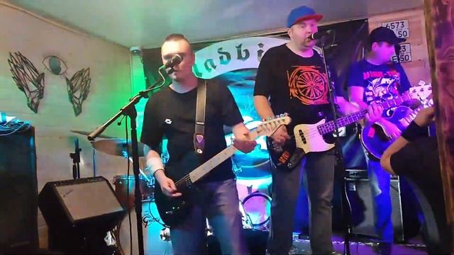 ORANGE KEEP - Экс-Панк-Рокер (Live in MADBIRD, 14.10.2023) смотреть онлайн