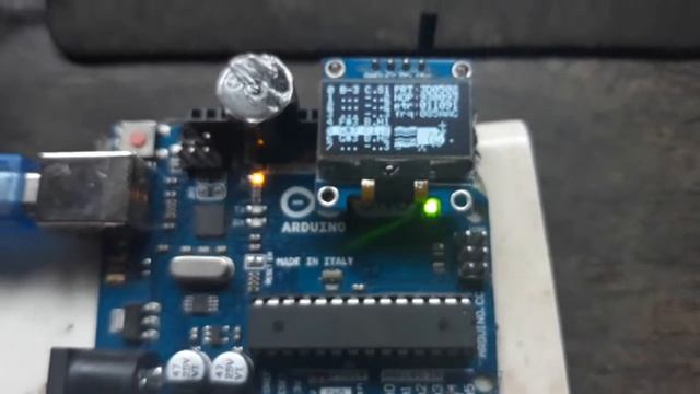 Arduino UNO with OLED, Crazy Nyan Cat, 1-bit cover - Arduino 1-bit Macro-based Music Sequencer смотреть онлайн