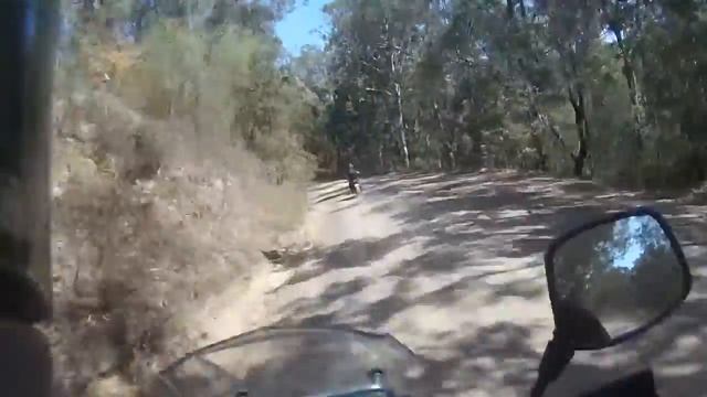 2017 SWM 650 Superdual Test смотреть онлайн