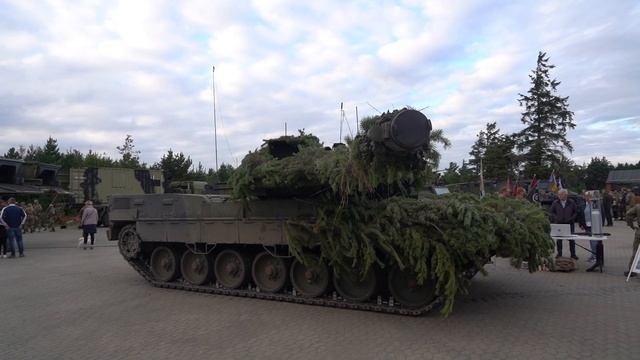Leopard 2A7 tank - Kampfpanzer Leopard 2A7 - Danish army смотреть онлайн