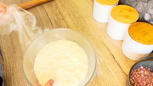 Ленивые Беляши или Лепешка с мясом смотреть онлайн