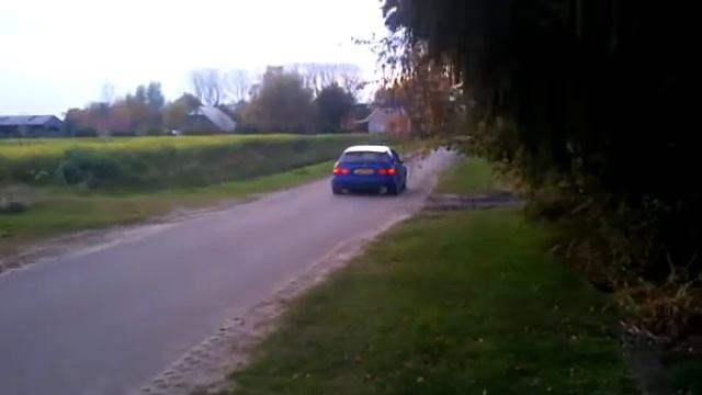 Trust/Greddy exhaust B16a2 EG смотреть онлайн