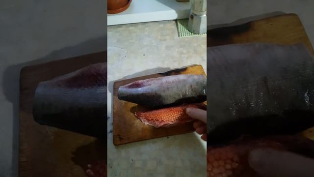 Попалась горбуша с икрой смотреть онлайн