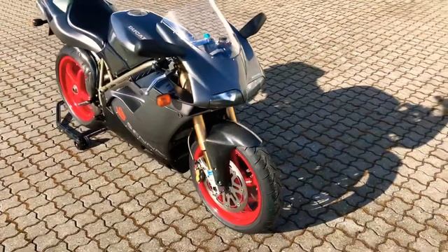 Ducati 916 Senna I - No. 75/300. Legendary bike with an awesome sound! смотреть онлайн
