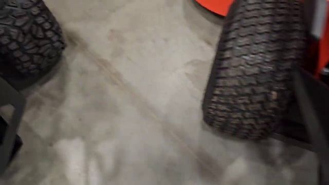 Toro Timecutter Max VS. Ariens IKON! I can't believe what $100 price difference get you! смотреть онлайн