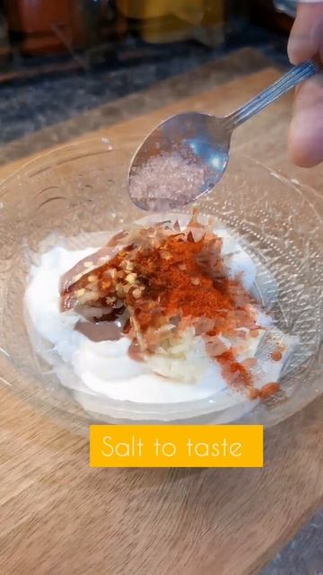 Easy DIY Dipping Sauce | Creamy Garlic Shawarma Sauce |Spicy Garlic Mayo Sauce #shorts #viralshor смотреть онлайн