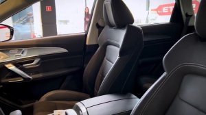 Обзор на серебристый JETOUR X70 Plus в комплектации Comfort 1.6Т