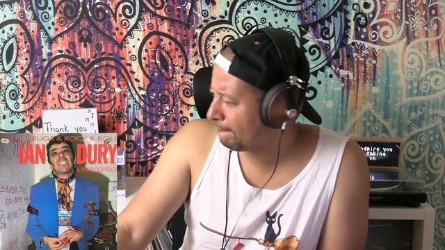 Ian Dury- Hit Me With Your Rhythm Stick REACTION & REVIEW смотреть онлайн