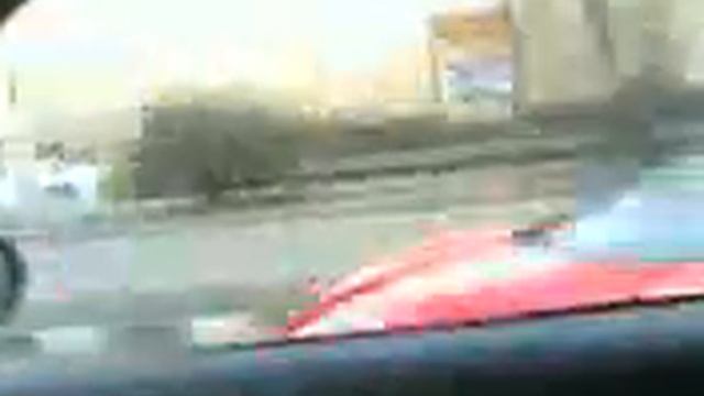 Ypsilon VS Ferrari смотреть онлайн