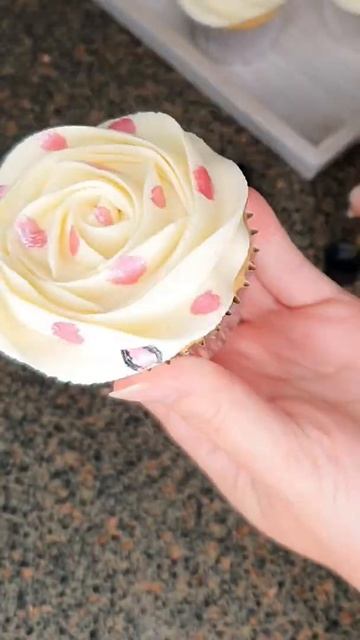 How to make leopard print cupcakes смотреть онлайн