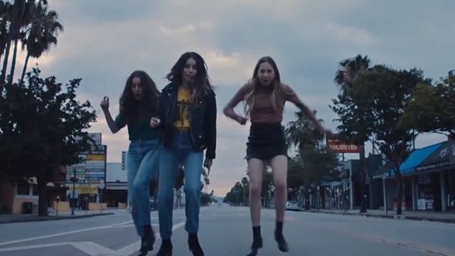 HAIM | May 25, 2022 | Meadow Brook Amphitheatre смотреть онлайн