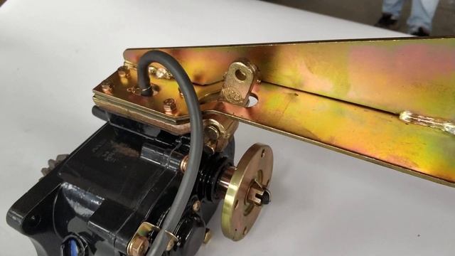 Auto Rickshaw 2 Speed Gearbox For Zongshen, Dayun Tricycle Gearbox With Differential смотреть онлайн