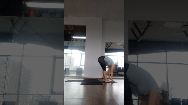 Йога. 15  вариант Сурьи Намаскар с  проработкой тазобедренных суставов вариант 2.