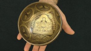 Поющая чаша Бутанская 13,8 см, Соль 400 Гц