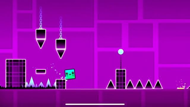 Без звука проходим уровни в геометрия дэш