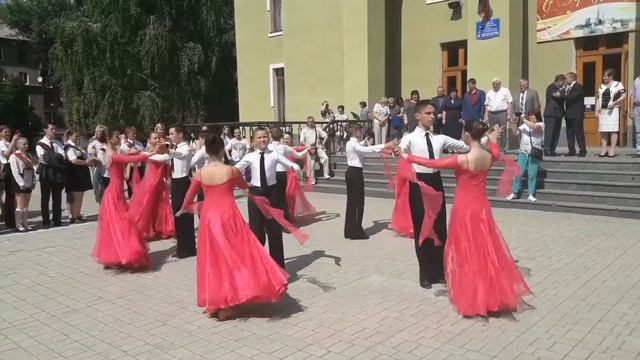 Школьный вальс для медалистов моя Вероника