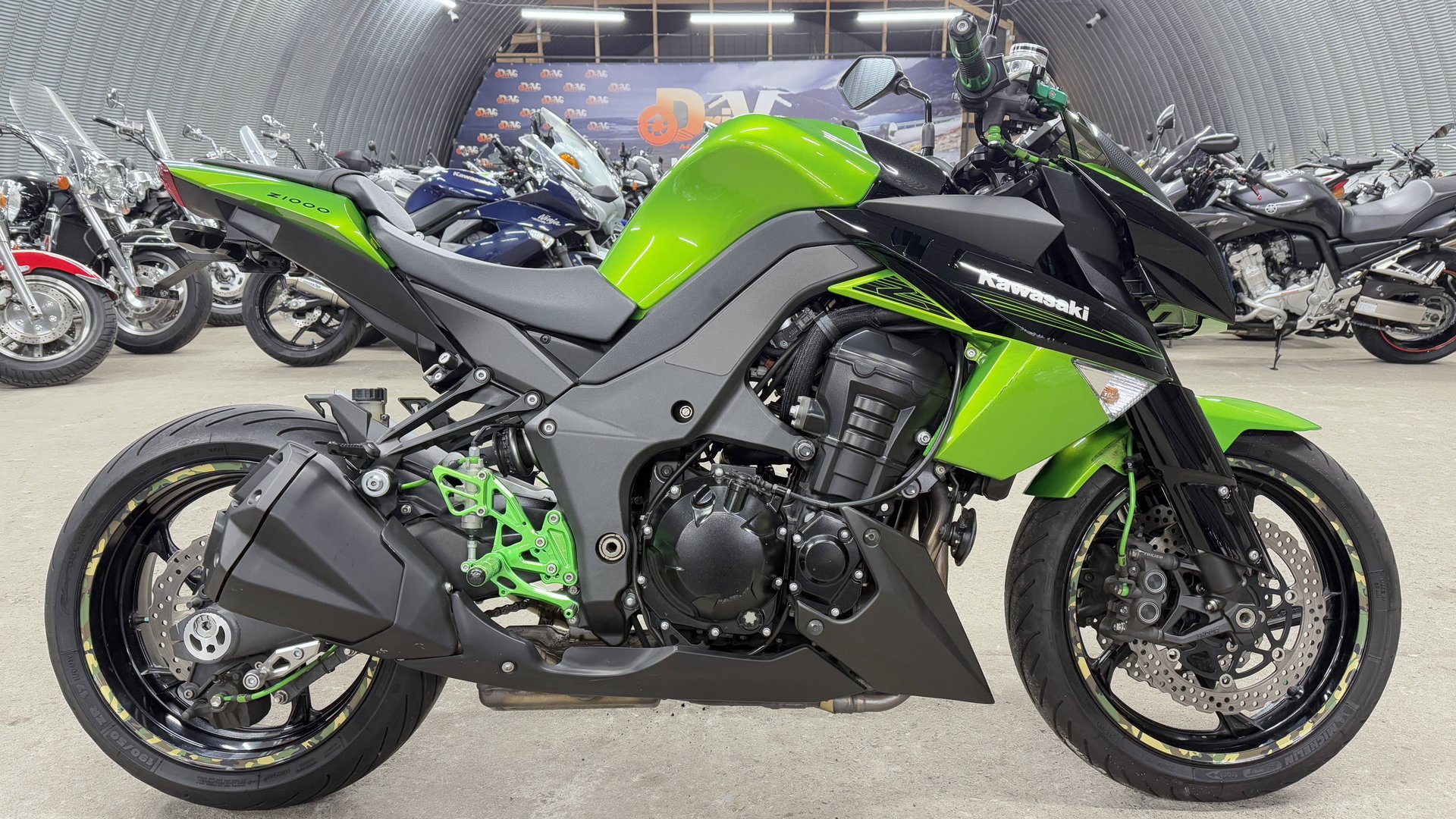 Обзор Kawasaki Z 1000 |В НАЛИЧИИ| смотреть онлайн