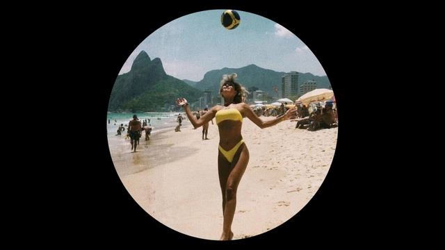 Quarteto Em Cy - Tudo Que Voce Podia Ser (ROSBERN Mix) смотреть онлайн