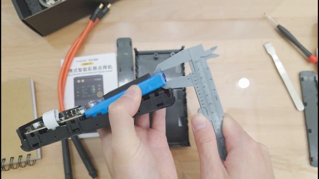 FNIRSI SWM-10 Spot Welder Teardown Disassembly 4K смотреть онлайн