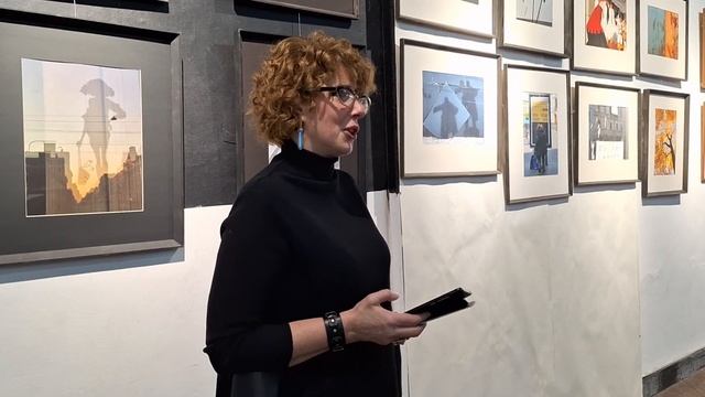 Поэты выступают на открытии выставки Сергея Адамского (фотография, графика) "Сложный прохожий". смотреть онлайн