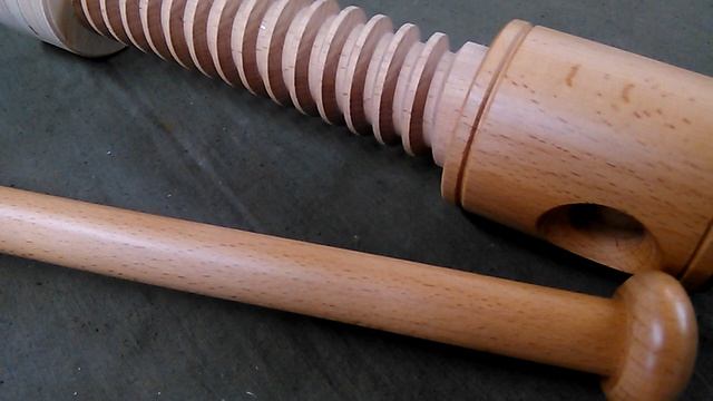 Деревянные винты и гайки. Полный набор деталей для оснастки самодельного верстака. Часть 2 смотреть онлайн