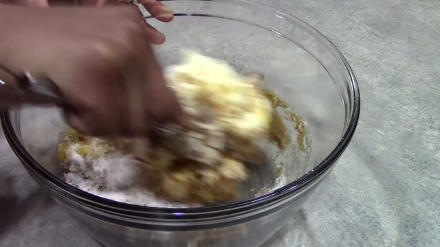 Thin and Crispy Chocolate Chip Cookies смотреть онлайн