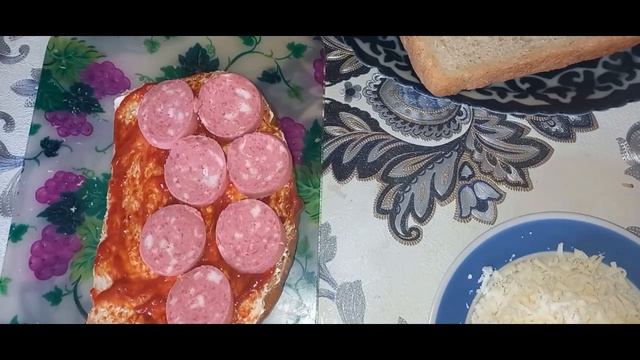 САХАРЛИК УЧУН 5 ДАКИКАДА ТАЙЁР БУЛАДИГАН НОН ПИЦЦА 🍕. осон ва мазали. смотреть онлайн