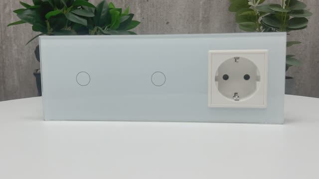 Сенсорный выключатель Livolo 2 клавиши (1-1) с розеткой LIVOLO, белый, VL-C701/C701/C7C1EU-11