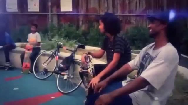 Laid Back - Ice Cream Baby смотреть онлайн