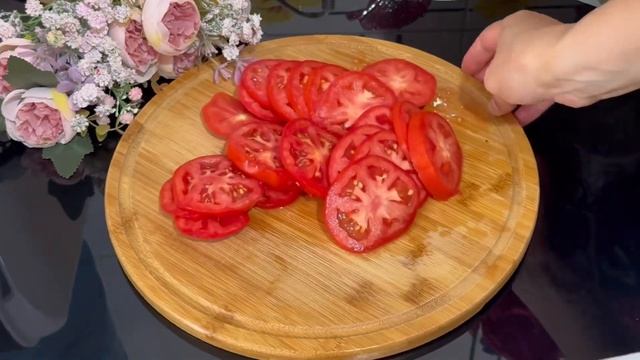 Кабачки вкуснее мяса! Простой рецепт с кабачками! Я готовлю этот рецепт постоянно каждый день! смотреть онлайн