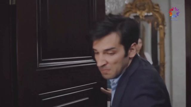 Yalı Çapkını - Tarik - Play With Fire feat. Yacht смотреть онлайн