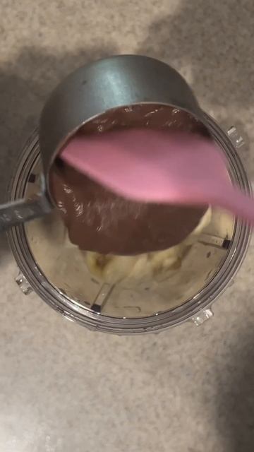😋 OMG! Must Try Pineapple Banana Chocolate Pudding Smoothie! 🤤 #shorts #smoothie #dessert #recipe смотреть онлайн