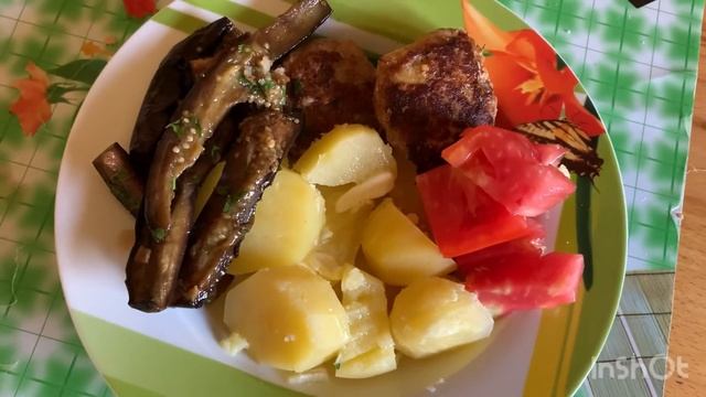 Обед/ Еда / Рулетики из 🍆/ котлеты/ Закат 🌅 смотреть онлайн