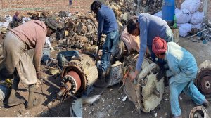 Поразительно огромный масштаб: процесс переработки электродвигателя. Извлечение меди из металлолома