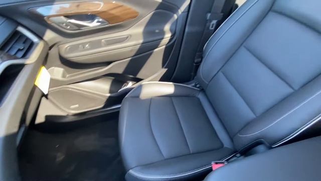 White 2020 GMC Terrain Denali Review - GSL GM City - Calgary смотреть онлайн