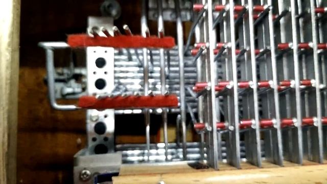 Accordion bass mechanism смотреть онлайн