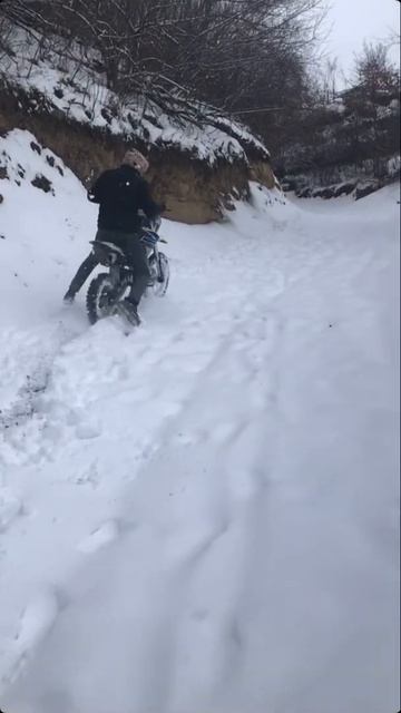 Чечня. Питбайк 125 RAKER смотреть онлайн