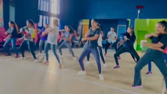 Muqabla Dance|Oshan Liyanage Dance Studio смотреть онлайн