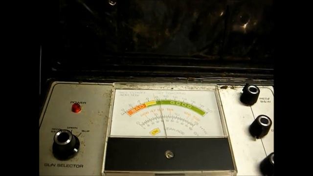 Rejuvenation of the CRT in a 15" GE B&W TV, using a B&K 470 CRT tester/rejuvenator смотреть онлайн